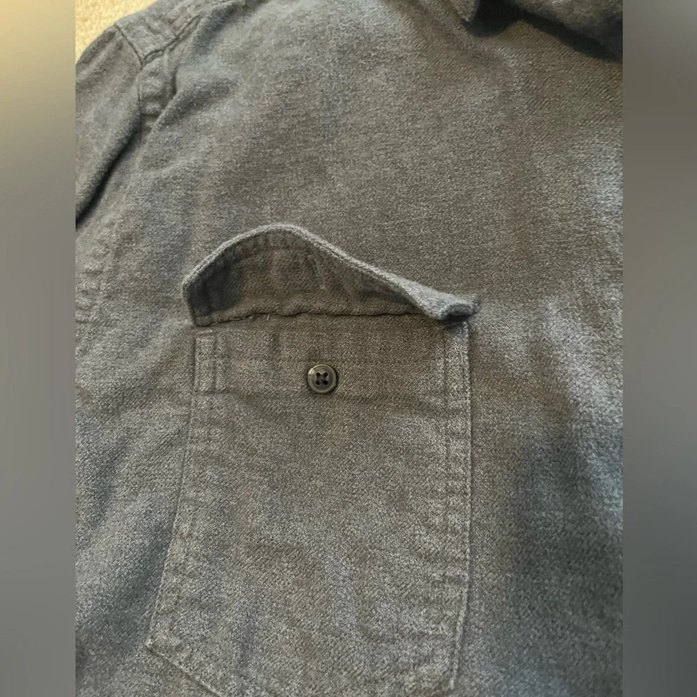 Amazon Essentials Men’s Flannel - Picture 8 of 9